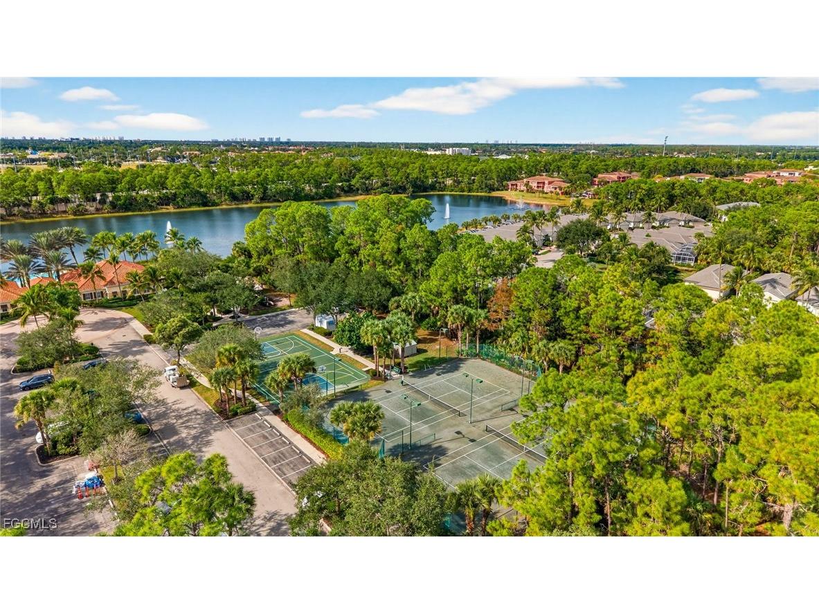 2001 Tarpon Bay Drive N #102 Naples FL 34119 2025023161 image18