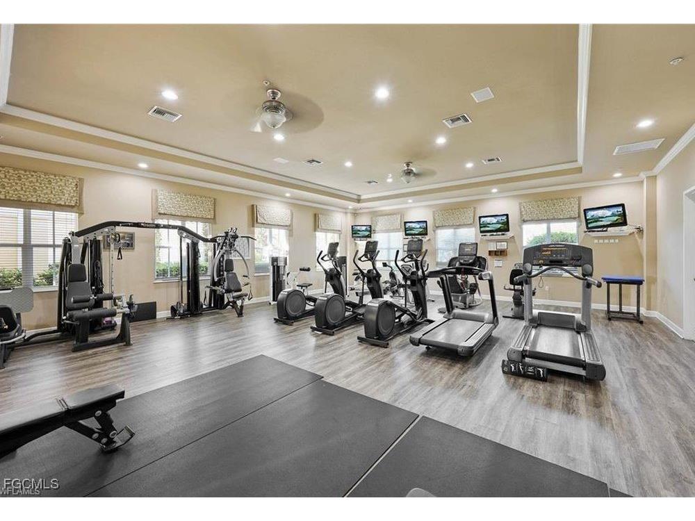 2001 Tarpon Bay Drive N #102 Naples FL 34119 2025023161 image21