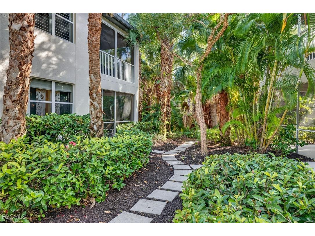 2001 Tarpon Bay Drive N #102 Naples FL 34119 2025023161 image36
