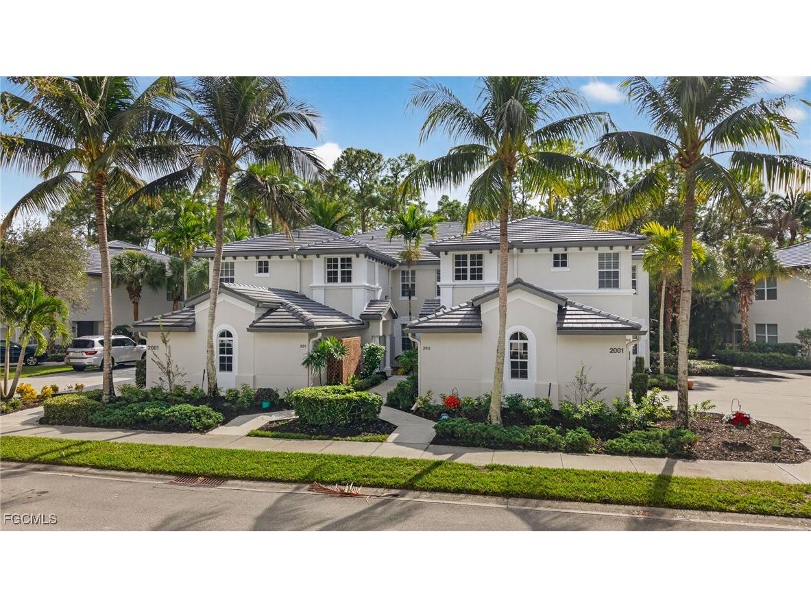 2001 Tarpon Bay Drive N #102 Naples FL 34119 2025023161 image37