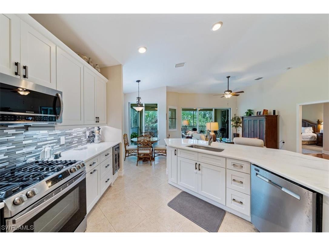 2001 Tarpon Bay Drive N #201 Naples FL 34119 223032055 image1