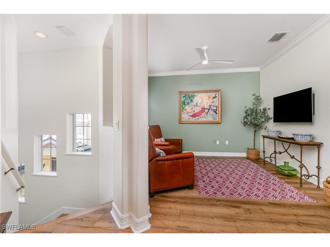 2001 Tarpon Bay Drive N #202 Naples FL 34119 225068601 image12