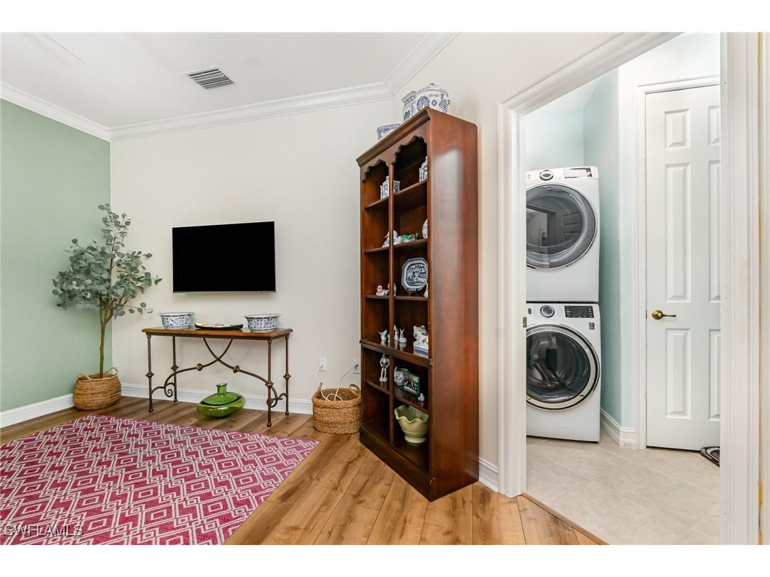 2001 Tarpon Bay Drive N #202 Naples FL 34119 225068601 image14