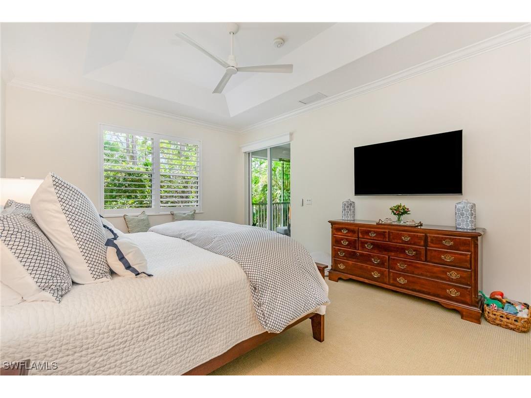 2001 Tarpon Bay Drive N #202 Naples FL 34119 225068601 image16