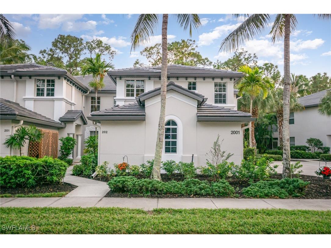 2001 Tarpon Bay Drive N #202 Naples FL 34119 225068601 image3