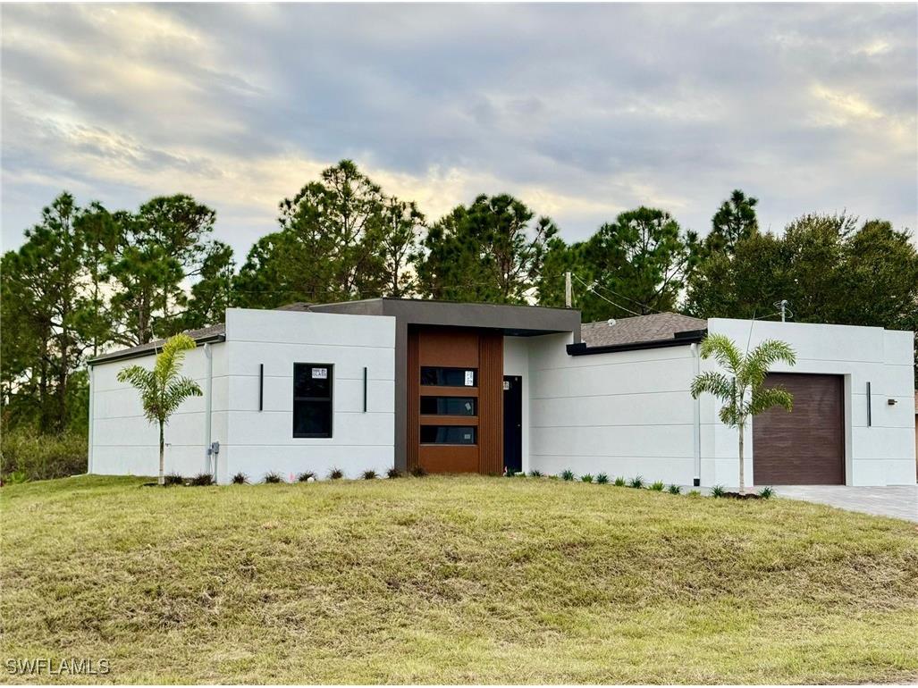 2001 W 11th Street Lehigh Acres FL 33972 224091806 image1