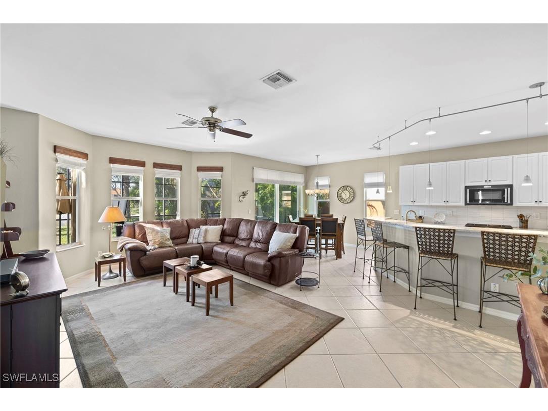 20010 Eagle Glen Way Estero FL 33928 224073014 image2