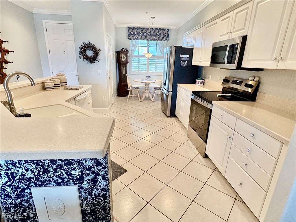 20011 Sanibel View Circle #203 Fort Myers FL 33908 2025016222 image9