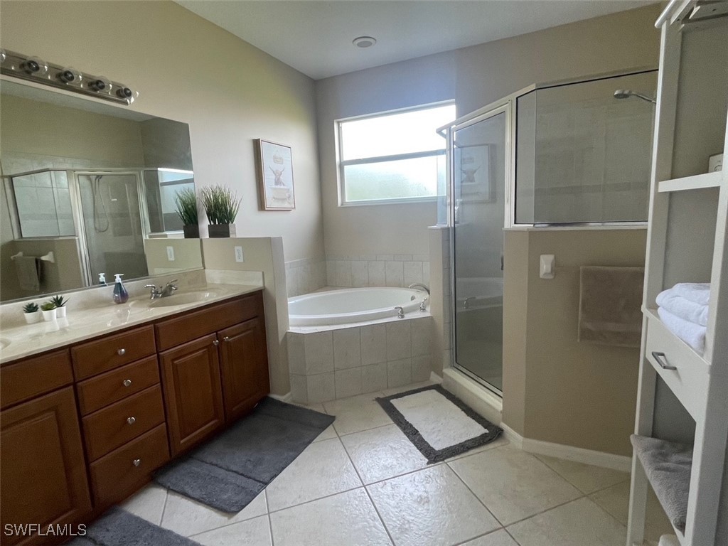 20013 Larino Loop Estero FL 33928 225055994 image18