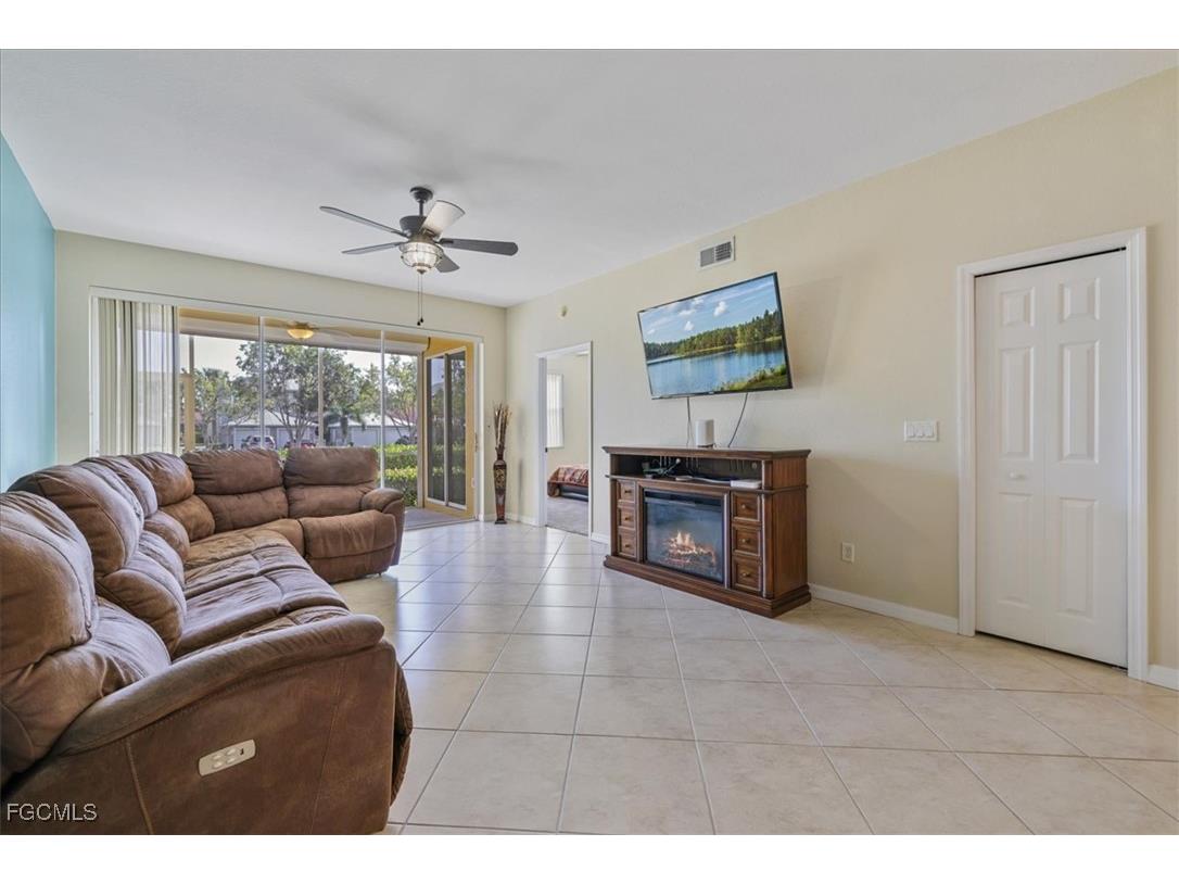 2002 Bal Harbor Boulevard #912 Punta Gorda FL 33950 2025021893 image13