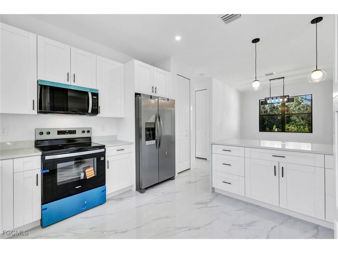 2002 E 10th Street Lehigh Acres FL 33936 2025022540 image13