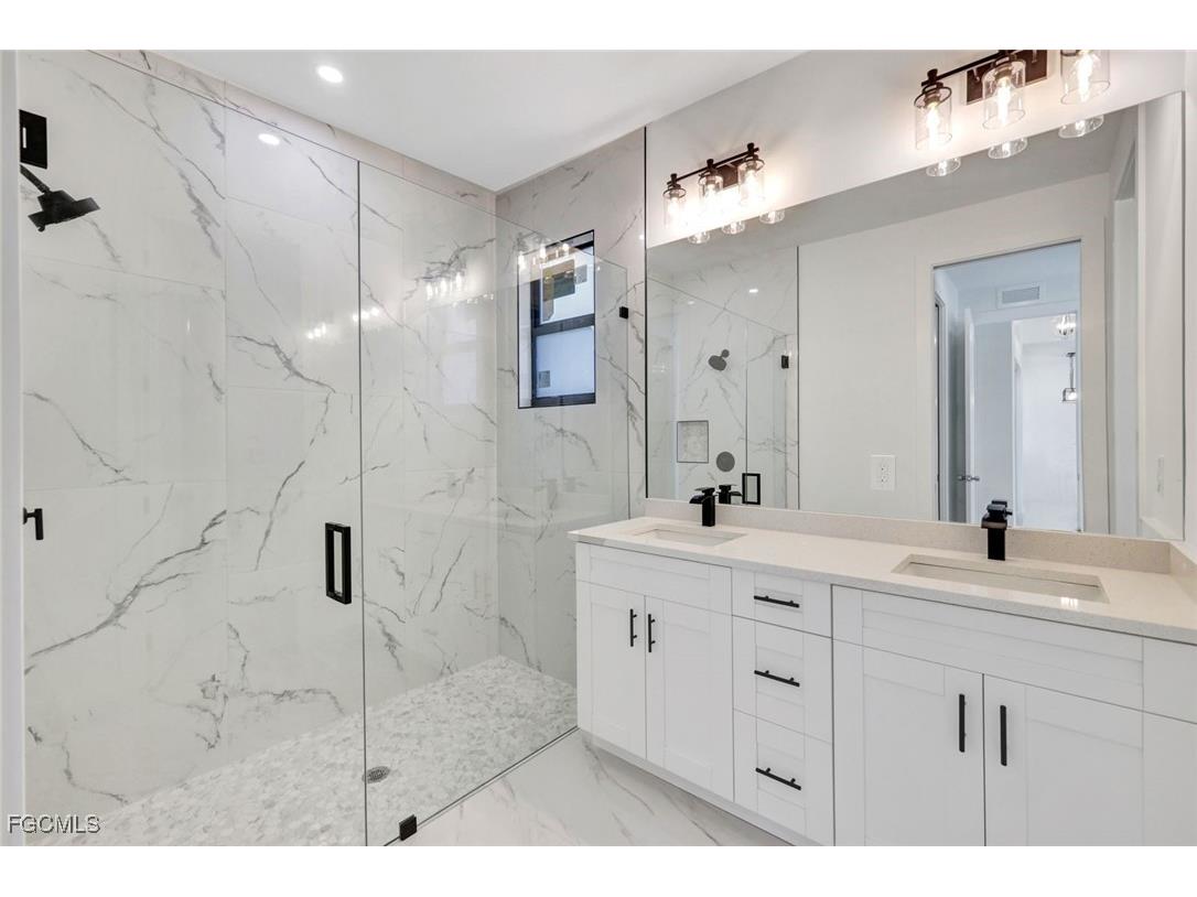 2002 E 10th Street Lehigh Acres FL 33936 2025022540 image18