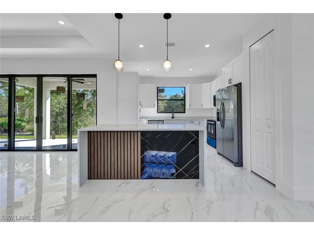 2002 E 10th Street Lehigh Acres FL 33936 226009715 image1