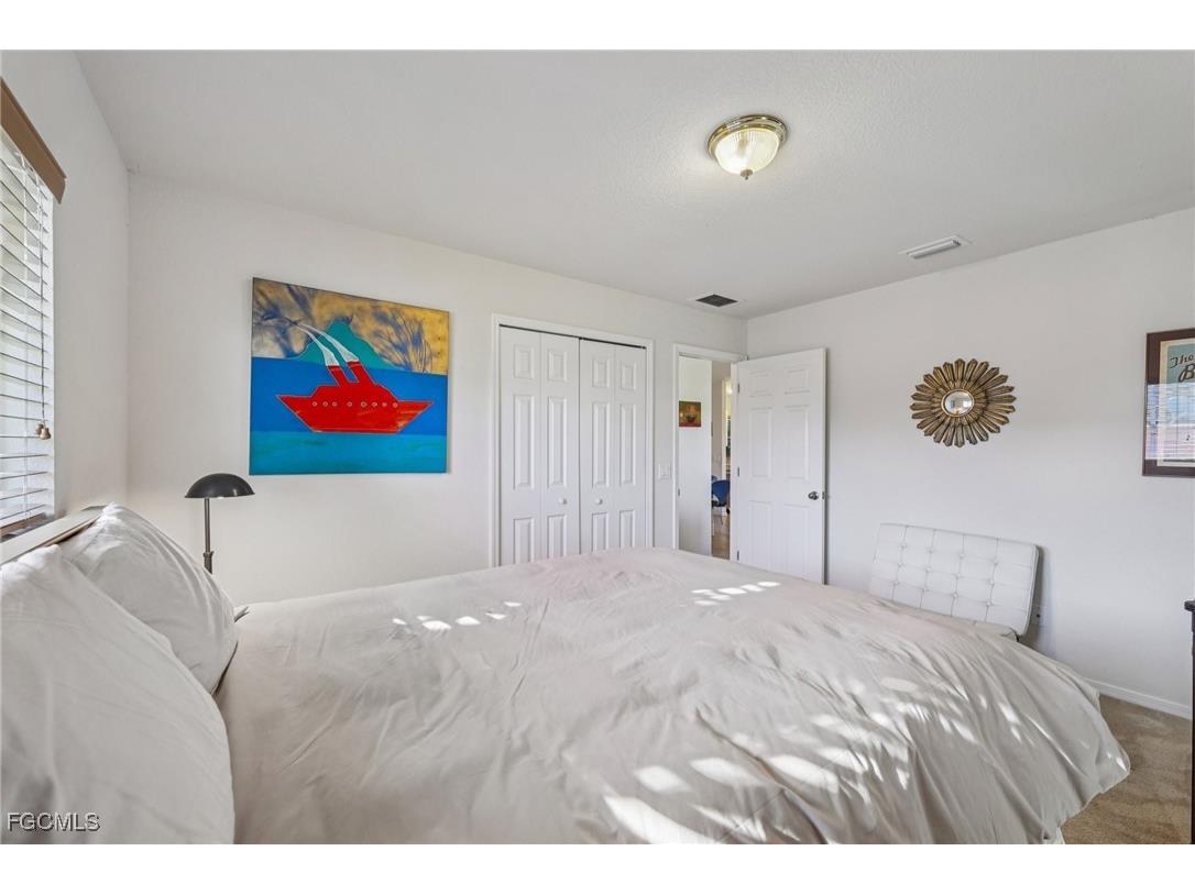 2002 NE 15th Terrace Cape Coral FL 33909 2025013550 image11