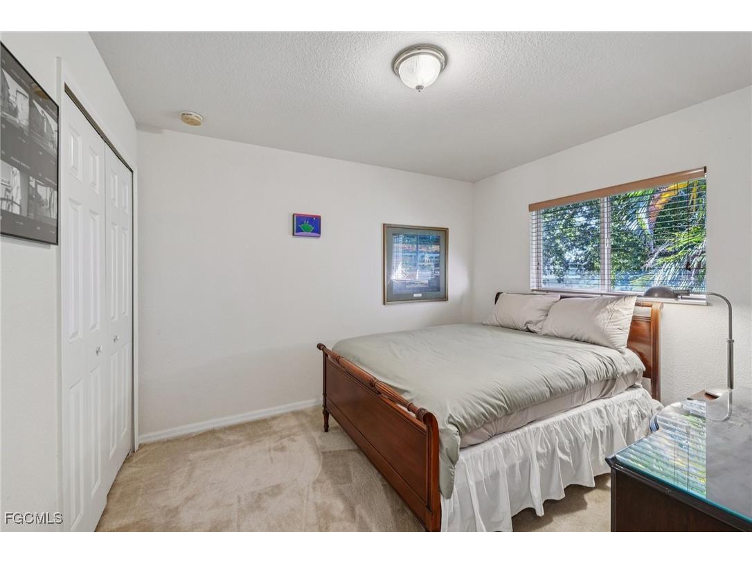 2002 NE 15th Terrace Cape Coral FL 33909 2025013550 image12