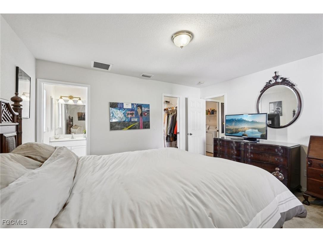 2002 NE 15th Terrace Cape Coral FL 33909 2025013550 image17