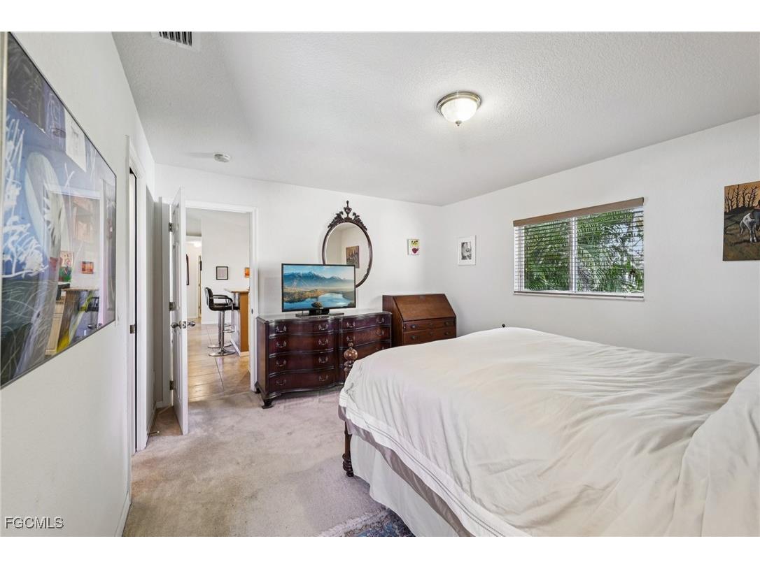 2002 NE 15th Terrace Cape Coral FL 33909 2025013550 image19