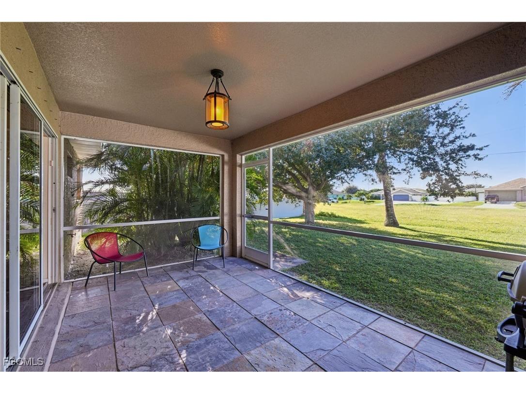 2002 NE 15th Terrace Cape Coral FL 33909 2025013550 image23