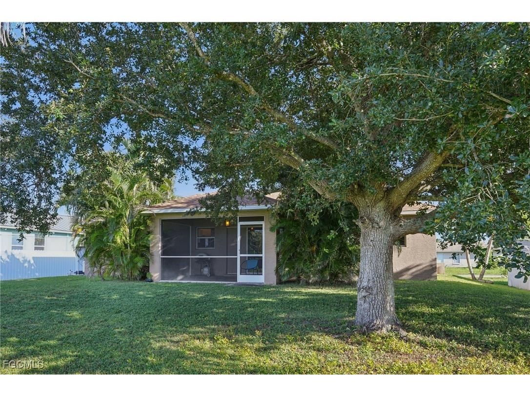 2002 NE 15th Terrace Cape Coral FL 33909 2025013550 image25