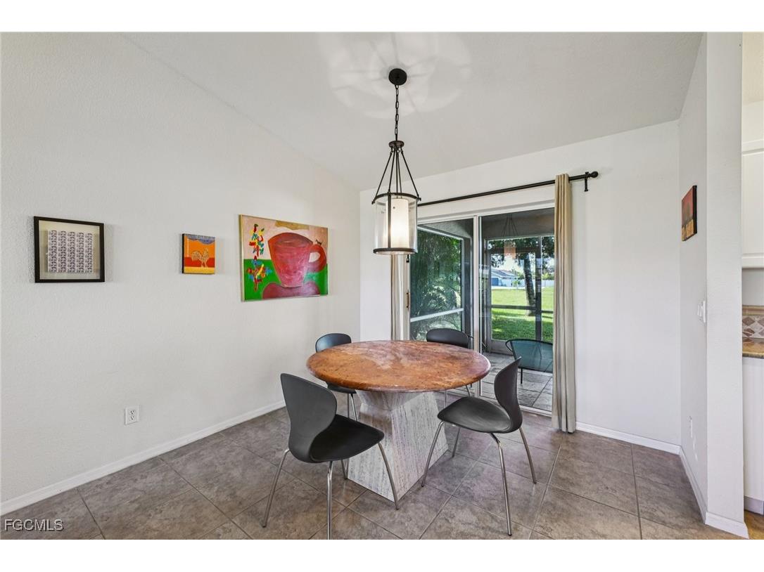 2002 NE 15th Terrace Cape Coral FL 33909 2025013550 image6