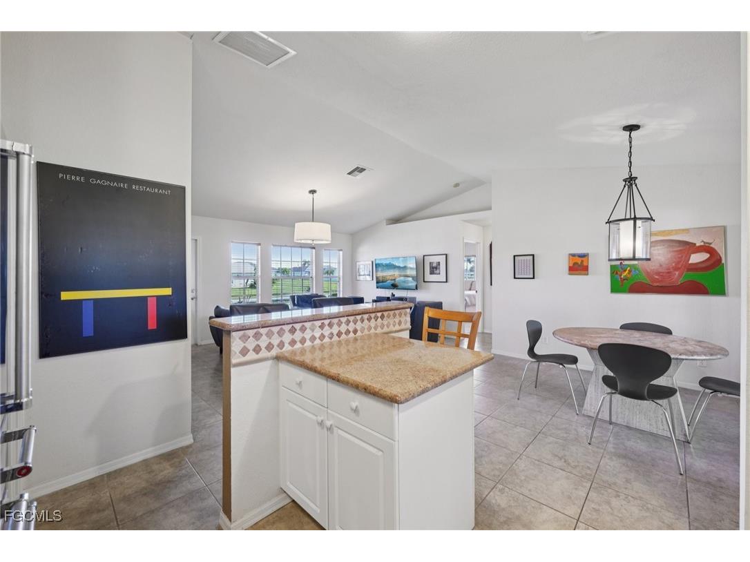 2002 NE 15th Terrace Cape Coral FL 33909 2025013550 image9