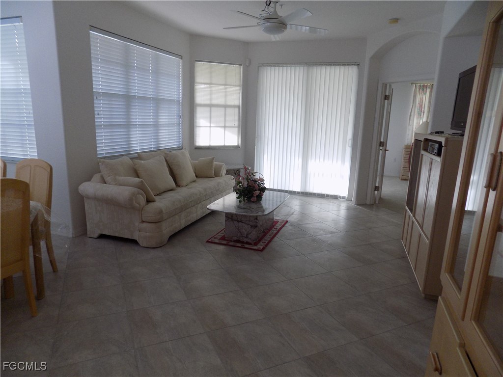 20021 Sanibel View Circle #101 Fort Myers FL 33908 2025017383 image10