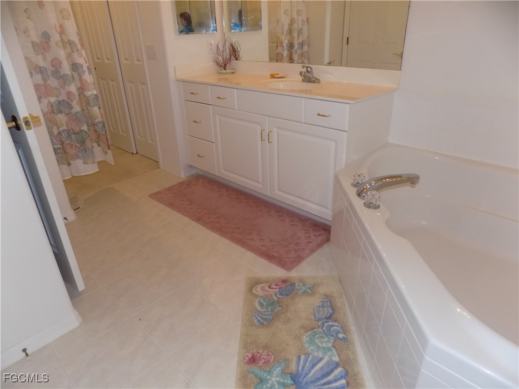 20021 Sanibel View Circle #101 Fort Myers FL 33908 2025017383 image14