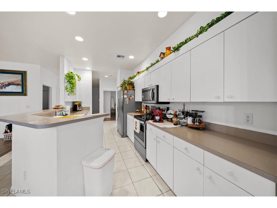 20025 Lake Vista Circle #6B Lehigh Acres FL 33936 225053278 image13