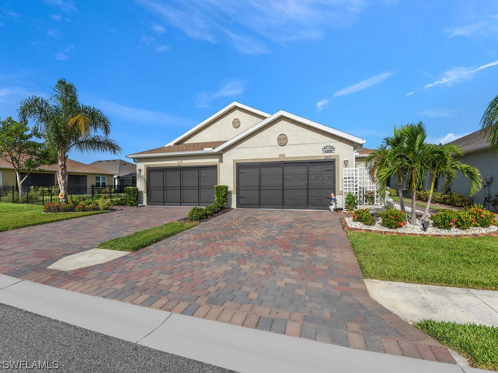 20027 Fiddlewood Avenue North Fort Myers FL 33917 223061421 image1