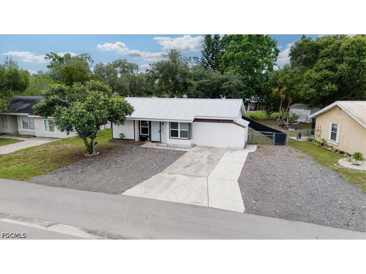2003 Clipper Terrace Labelle FL 33935 2026024164 image3
