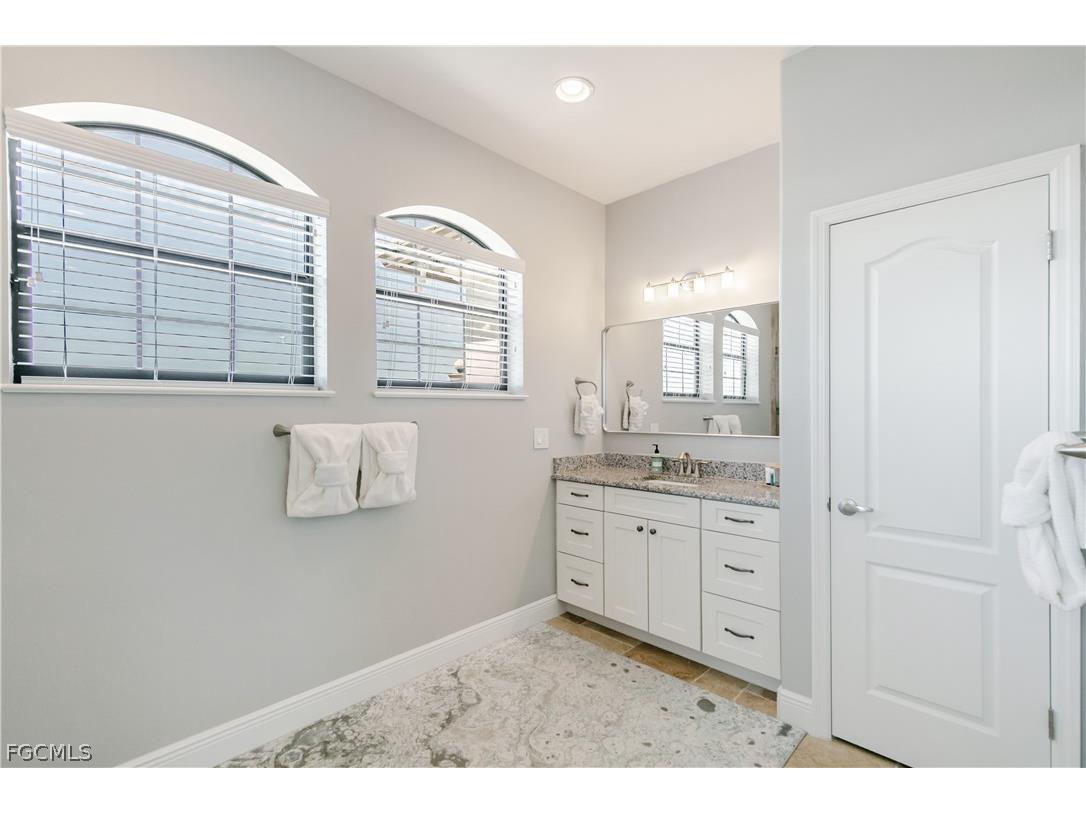 2003 NE 10th Place Cape Coral FL 33909 2026008484 image26