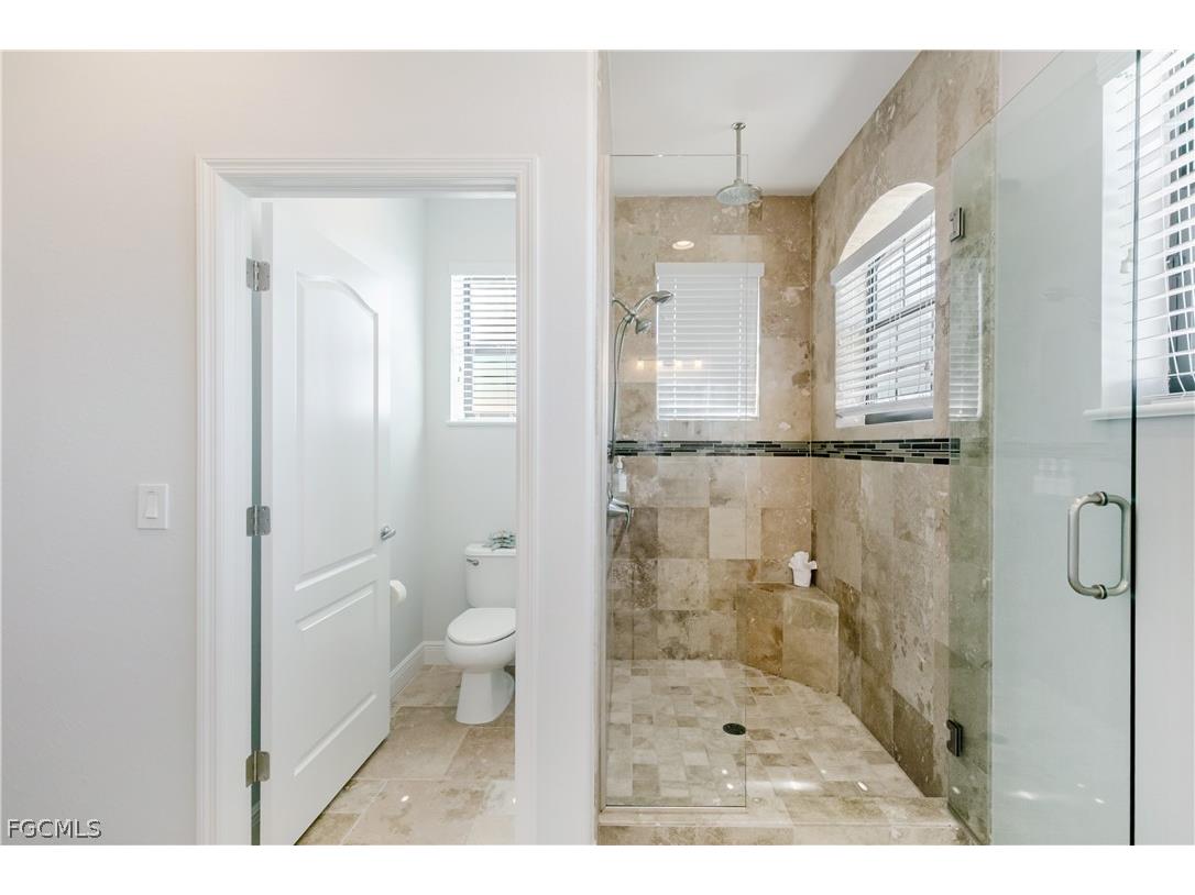 2003 NE 10th Place Cape Coral FL 33909 2026008484 image28