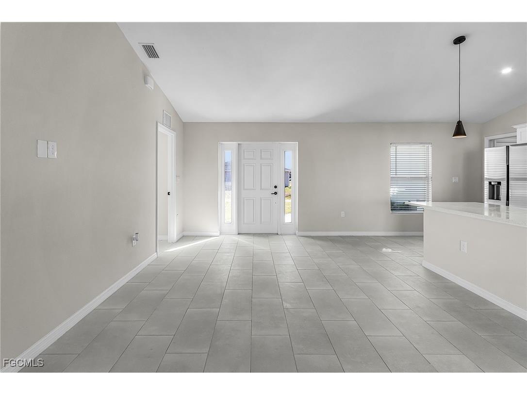 2003 NE 27th Street Cape Coral FL 33909 2026003897 image8