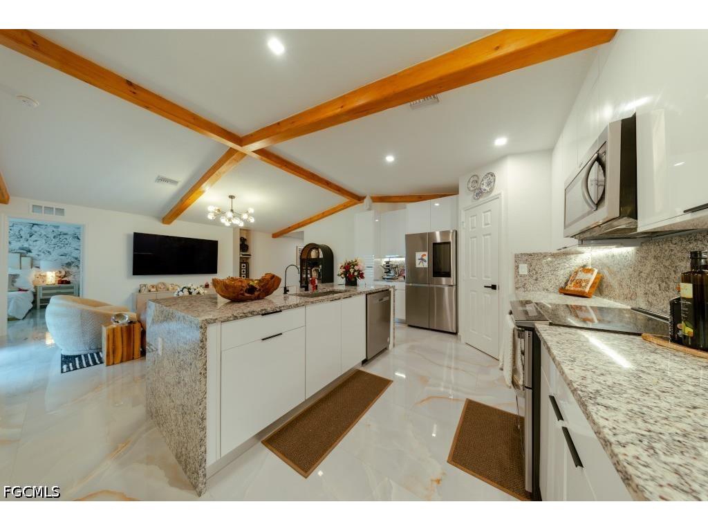 2003 NE 6th Avenue Cape Coral FL 33909 2026028197 image17