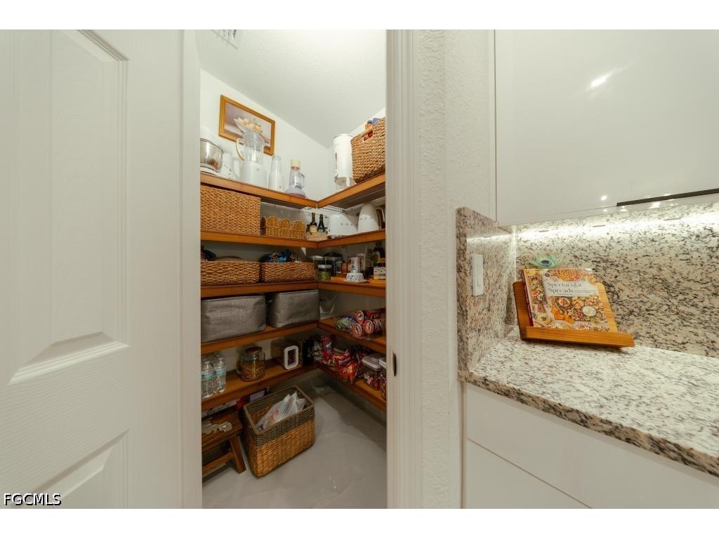 2003 NE 6th Avenue Cape Coral FL 33909 2026028197 image19