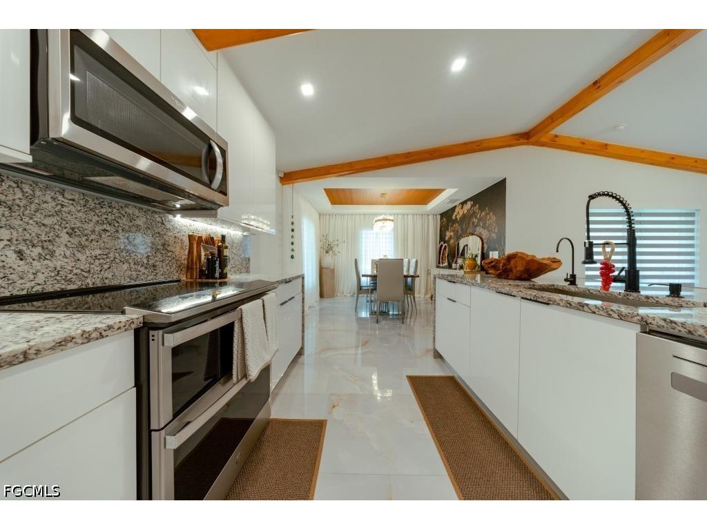 2003 NE 6th Avenue Cape Coral FL 33909 2026028197 image22