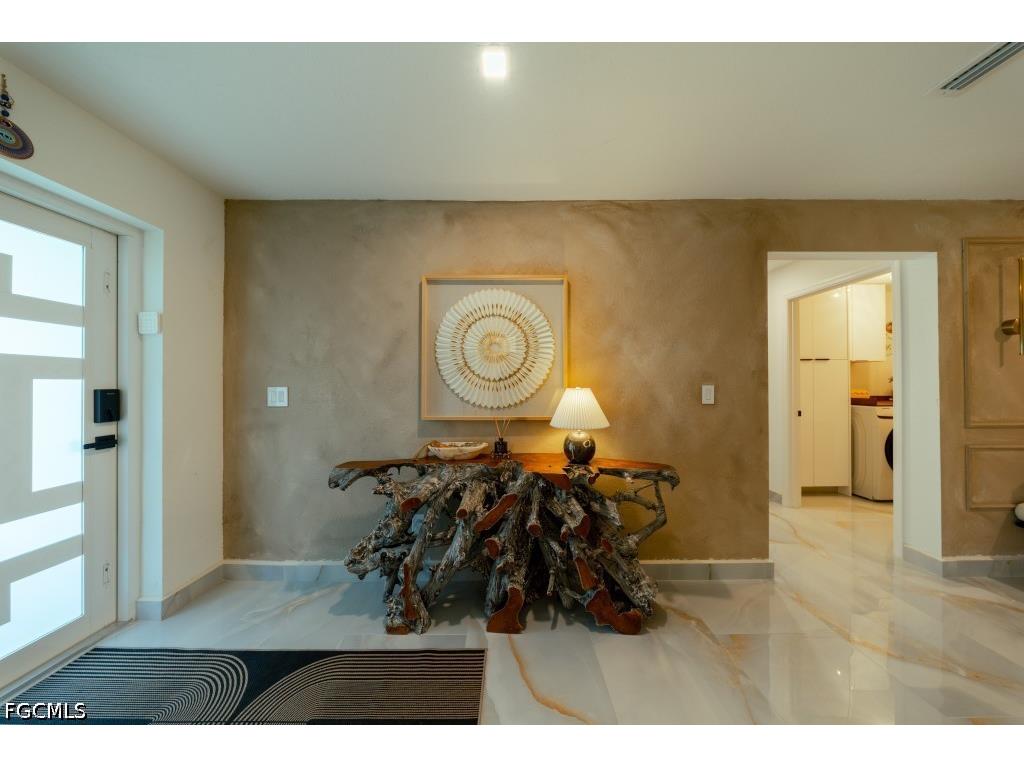 2003 NE 6th Avenue Cape Coral FL 33909 2026028197 image7