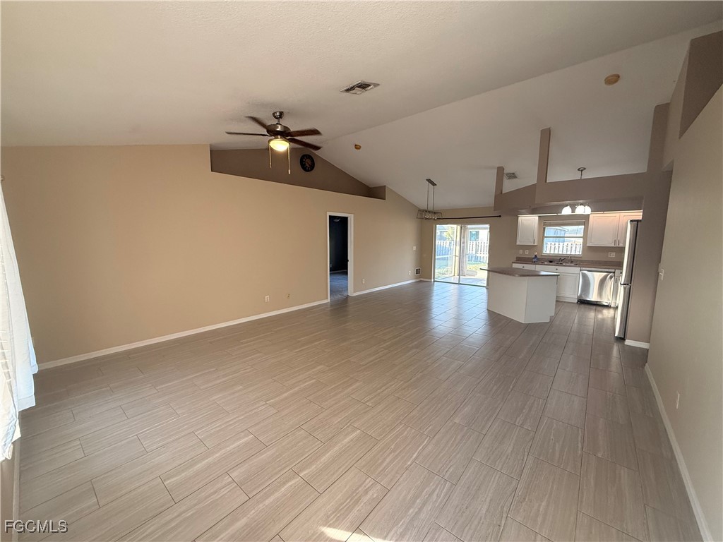 2003 NW 7th Terrace Cape Coral FL 33993 2025020248 image6