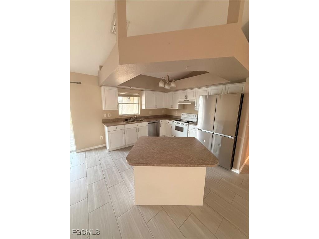 2003 NW 7th Terrace Cape Coral FL 33993 2025020248 image8