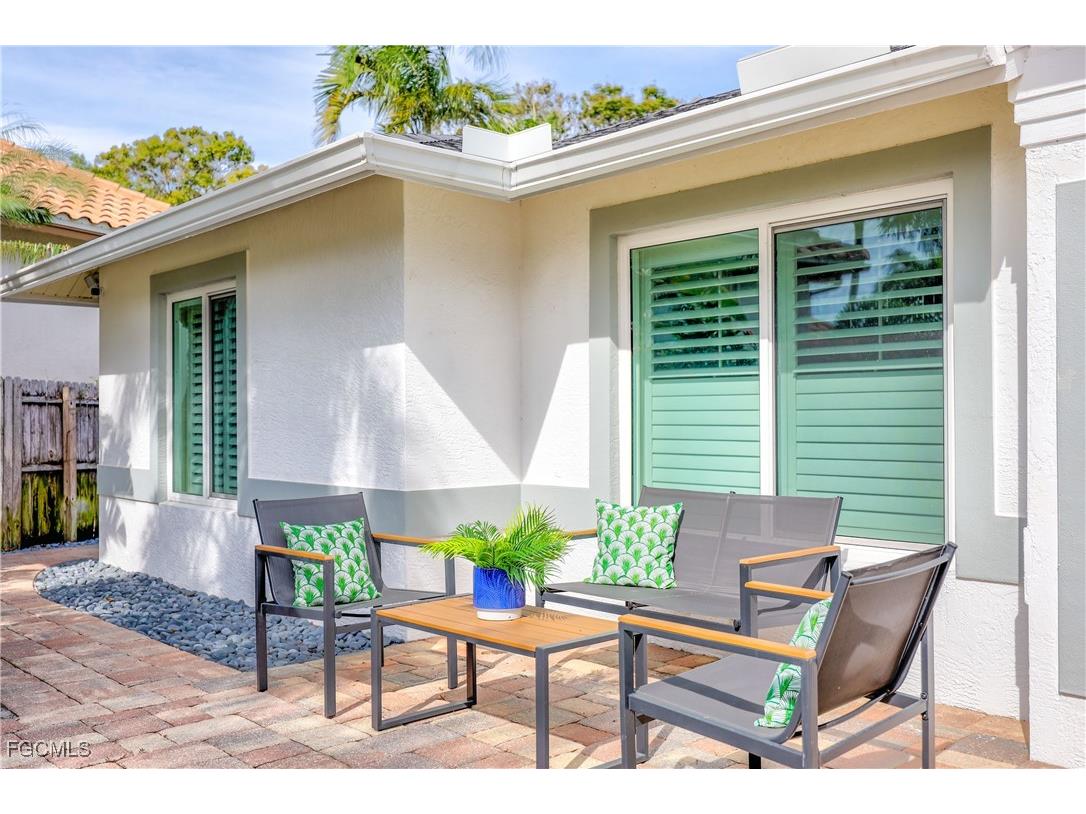 2003 Timberline Drive Naples FL 34109 2025019291 image13