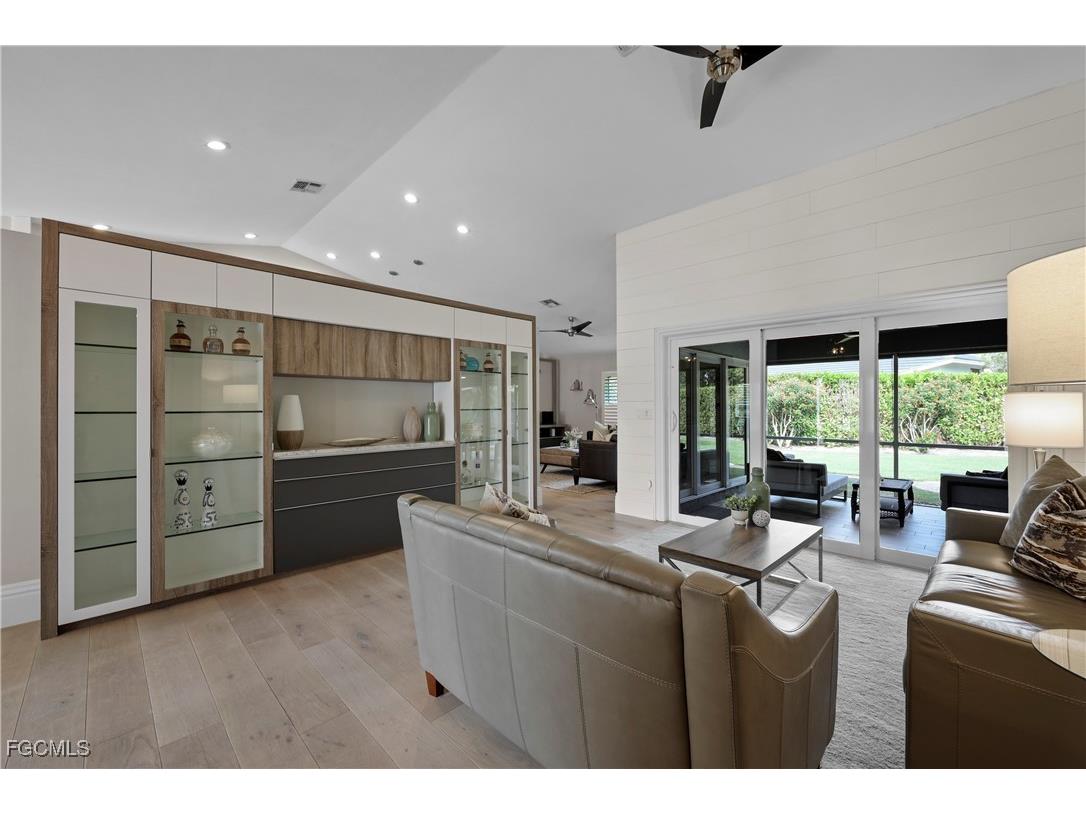 2003 Timberline Drive Naples FL 34109 2025019291 image18