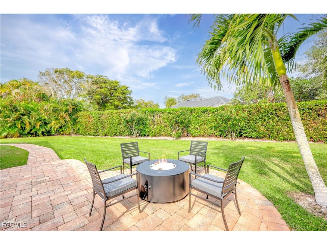 2003 Timberline Drive Naples FL 34109 2025019291 image39