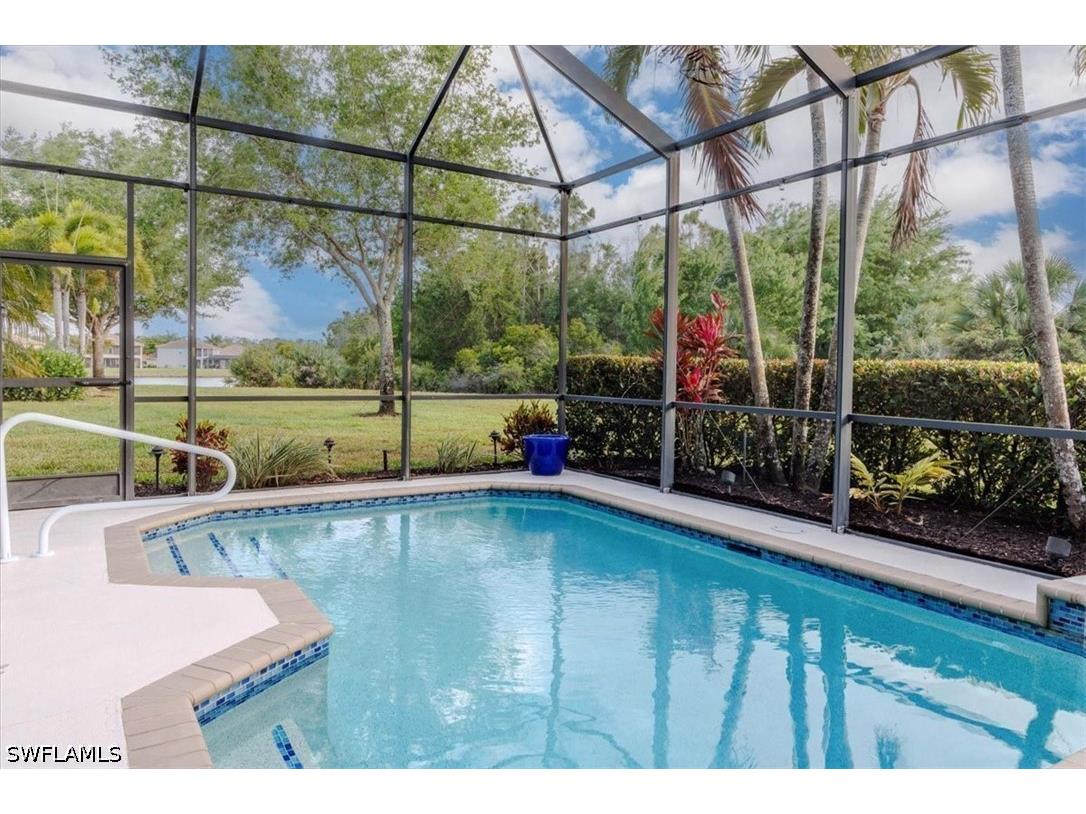 20032 Larino Loop Estero FL 33928 226013353 image1