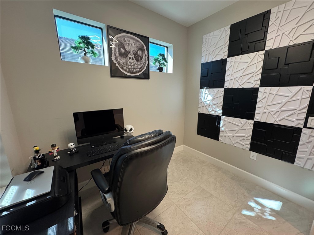 20036 Kingmont Drive Estero FL 33928 2025015360 image5