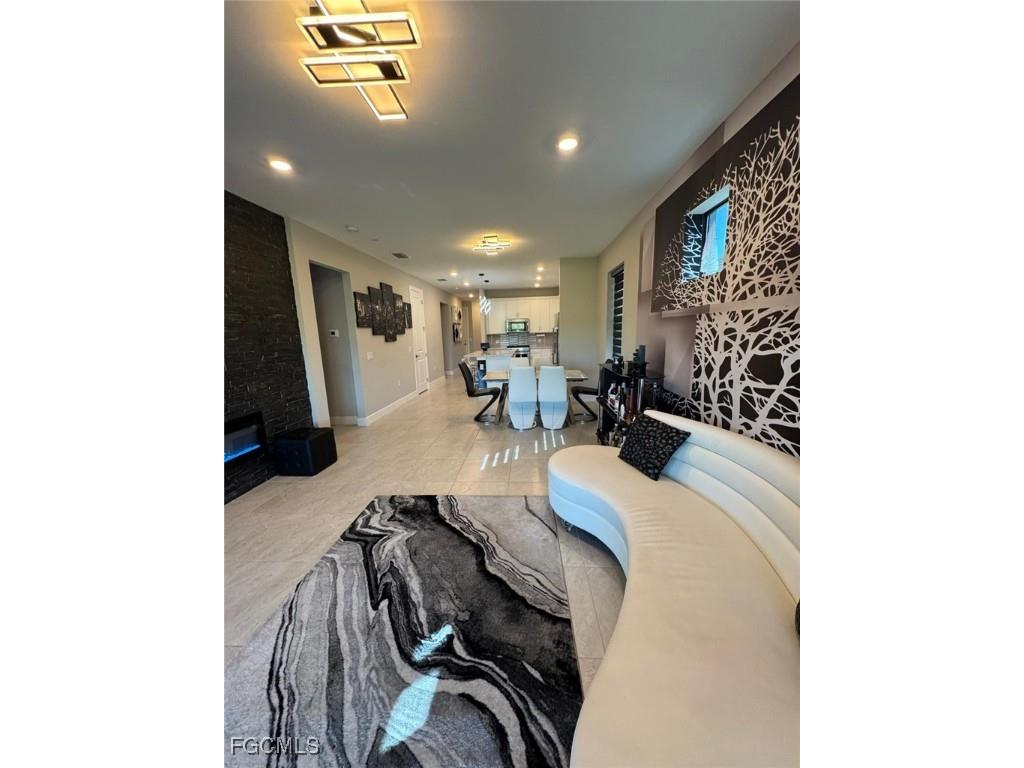 20036 Kingmont Drive Estero FL 33928 2025015360 image9