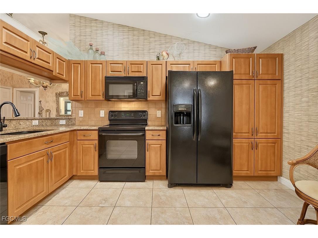 20037 Serene Meadow Lane Estero FL 33928 2025025762 image7