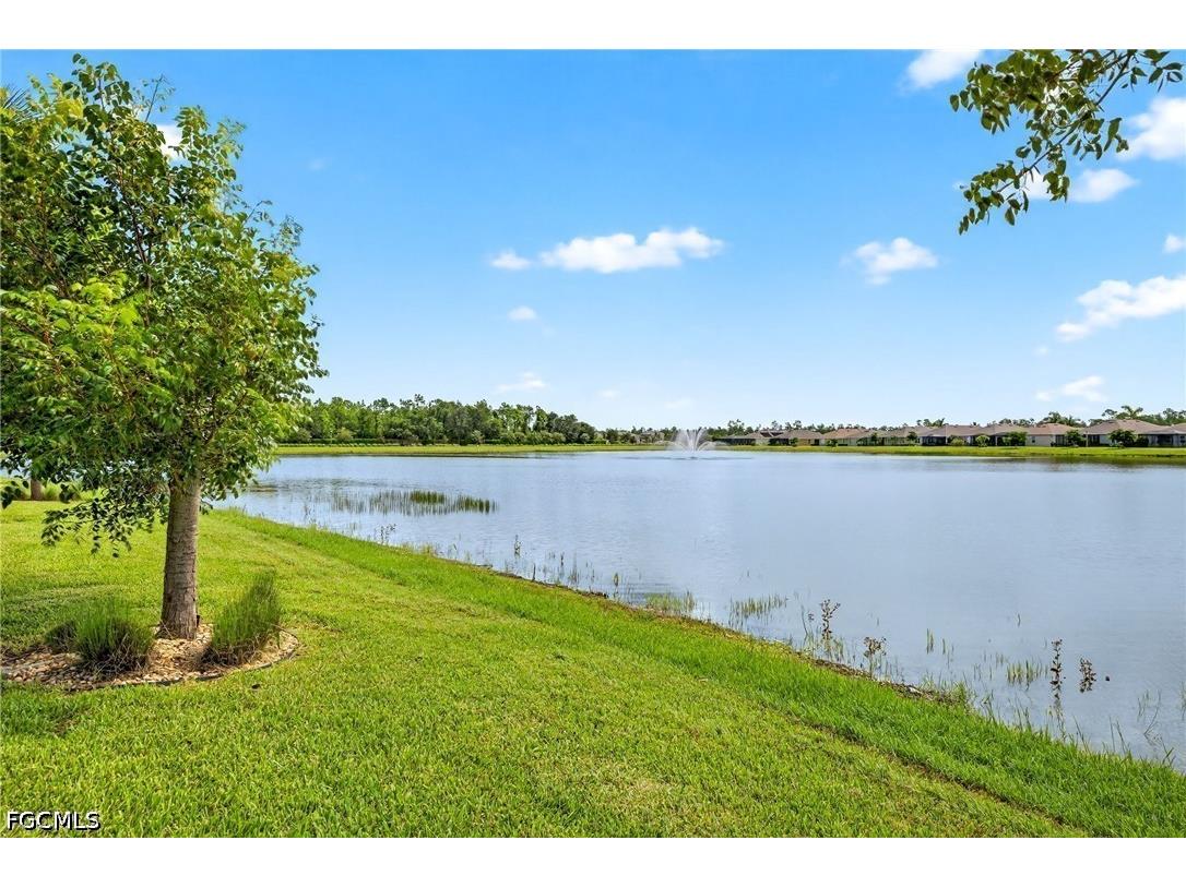 20038 Fiddlewood Avenue North Fort Myers FL 33917 2026015162 image27