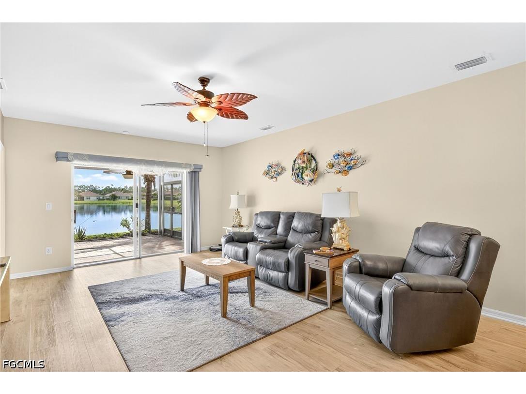 20038 Fiddlewood Avenue North Fort Myers FL 33917 2026015162 image5