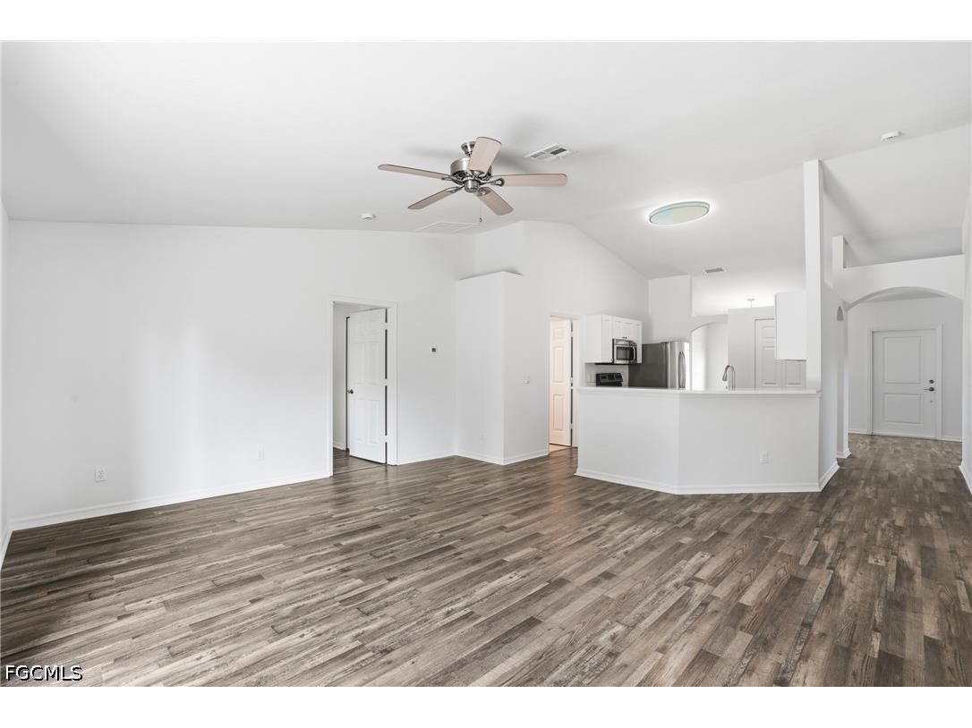 2004 NE 5th Terrace Cape Coral FL 33909 2026020527 image10