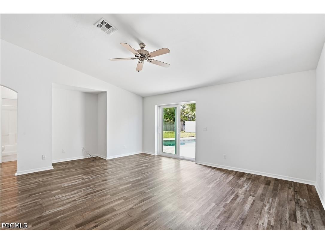 2004 NE 5th Terrace Cape Coral FL 33909 2026020527 image12